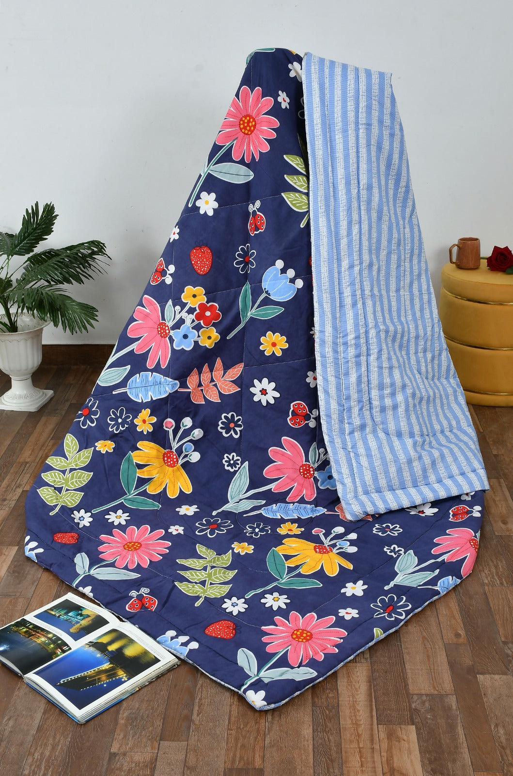 DOUBLE BED ALL WEATHER AC COMFORTER