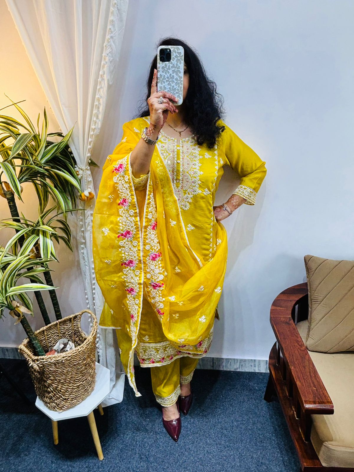 Premium soft Silk fabric 3 pcs with full lining in kurta & Pant & Heavy Emb. Organza Duppta