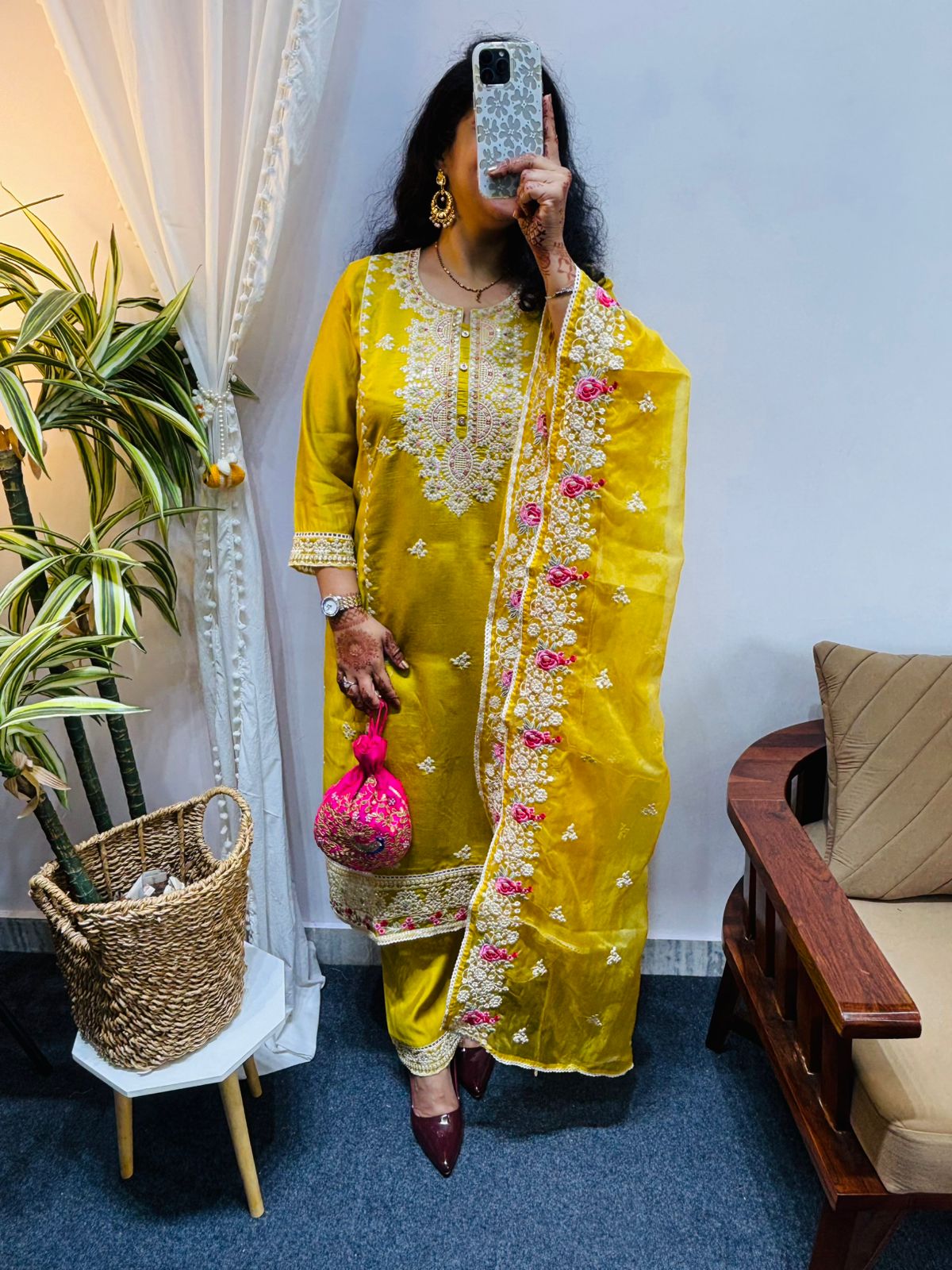 Premium soft Silk fabric 3 pcs with full lining in kurta & Pant & Heavy Emb. Organza Duppta