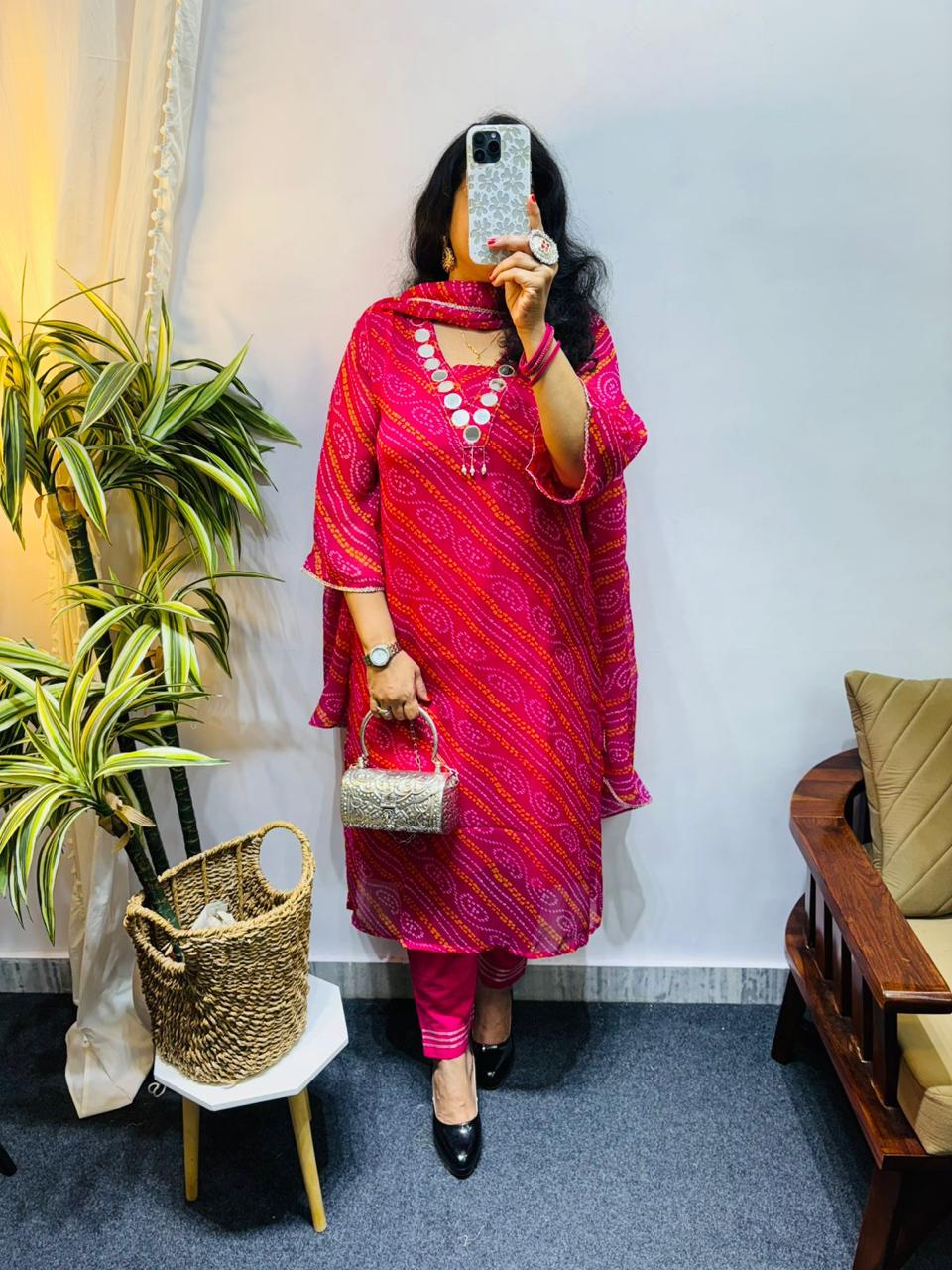 3 PCs Pure chiffon kurta with cotton lining,cotton pant & Chiffon Duppta