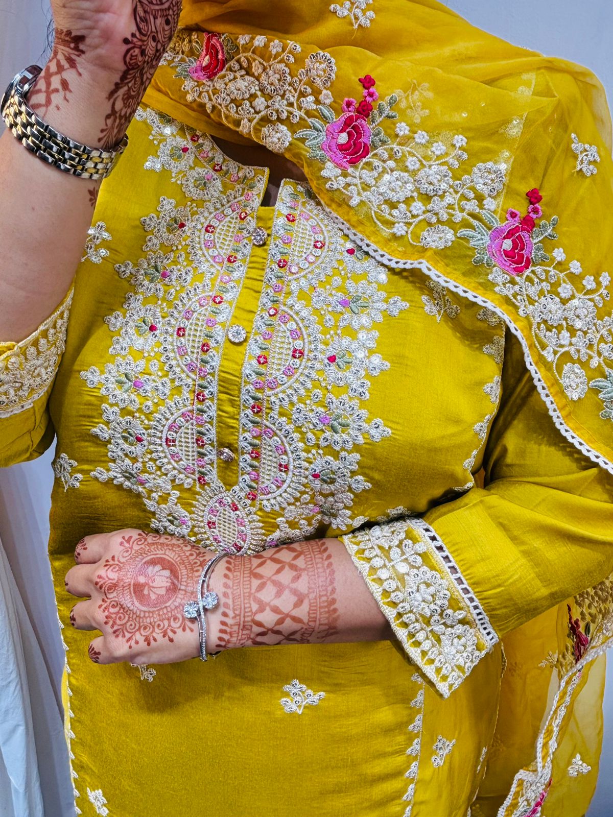 Premium soft Silk fabric 3 pcs with full lining in kurta & Pant & Heavy Emb. Organza Duppta